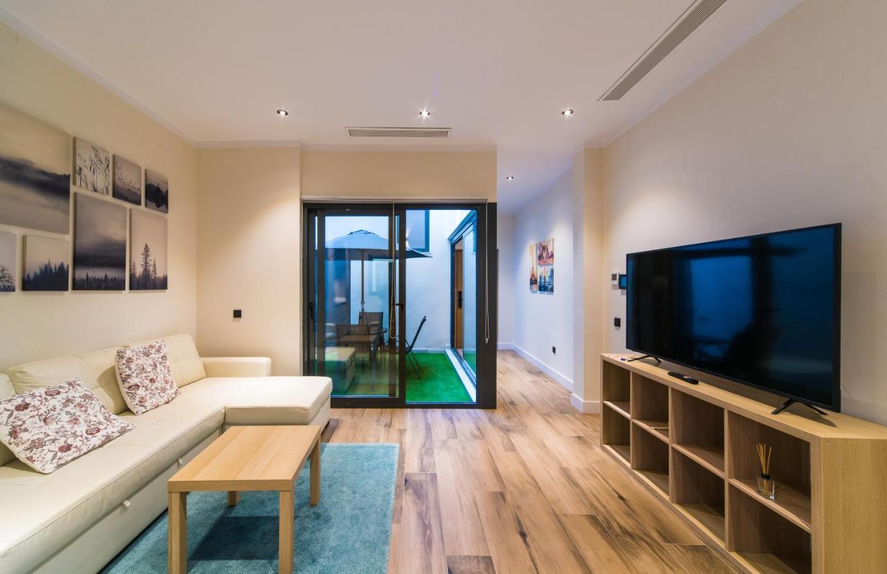 Seville Luxury Downtown Suite מראה חיצוני תמונה